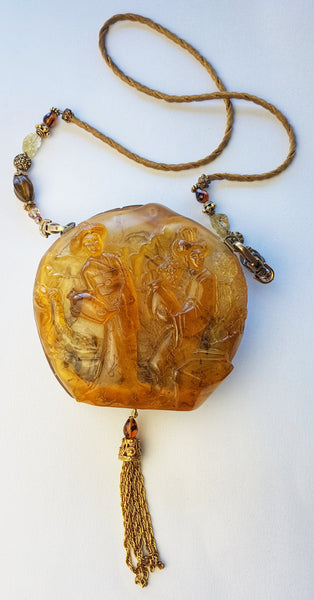 Vintage Maya Evangelista Resin Clam Shell Bag