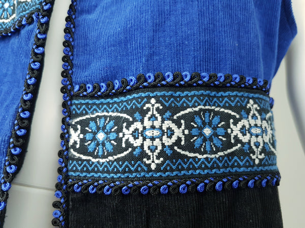 Vintage 90's Eagle River Traders Blue & Black Tapestry Corduroy Vest