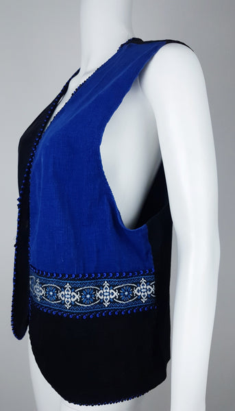 Vintage 90's Eagle River Traders Blue & Black Tapestry Corduroy Vest