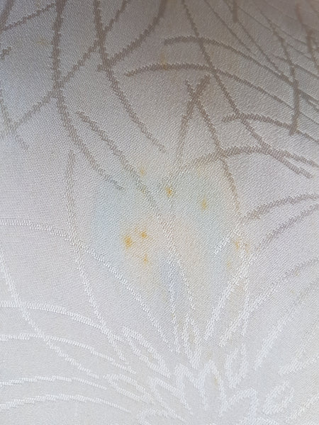 Faint age spots on Vintage 1950s to 1960s Japanese haori, featuring red peacock feather motifs with blue, yellow, black and metallic gold details